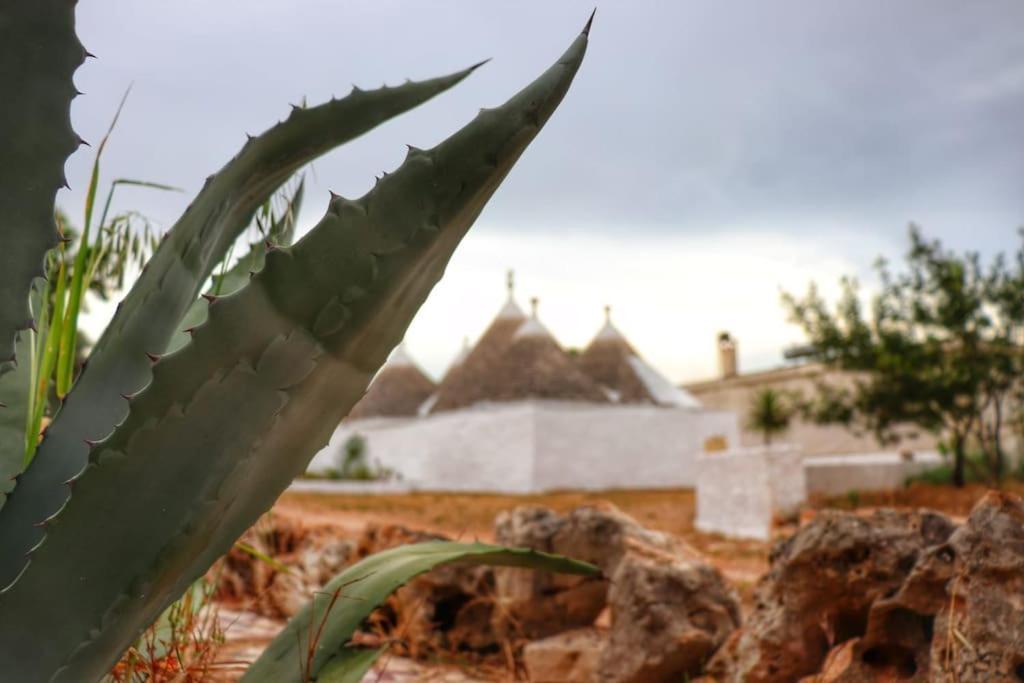 I Trulli D'A Ross Villa Kellie Messapica Kültér fotó