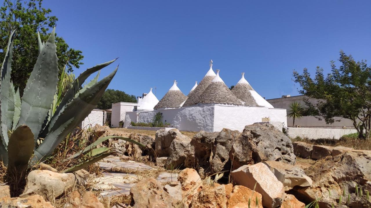 I Trulli D'A Ross Villa Kellie Messapica Kültér fotó