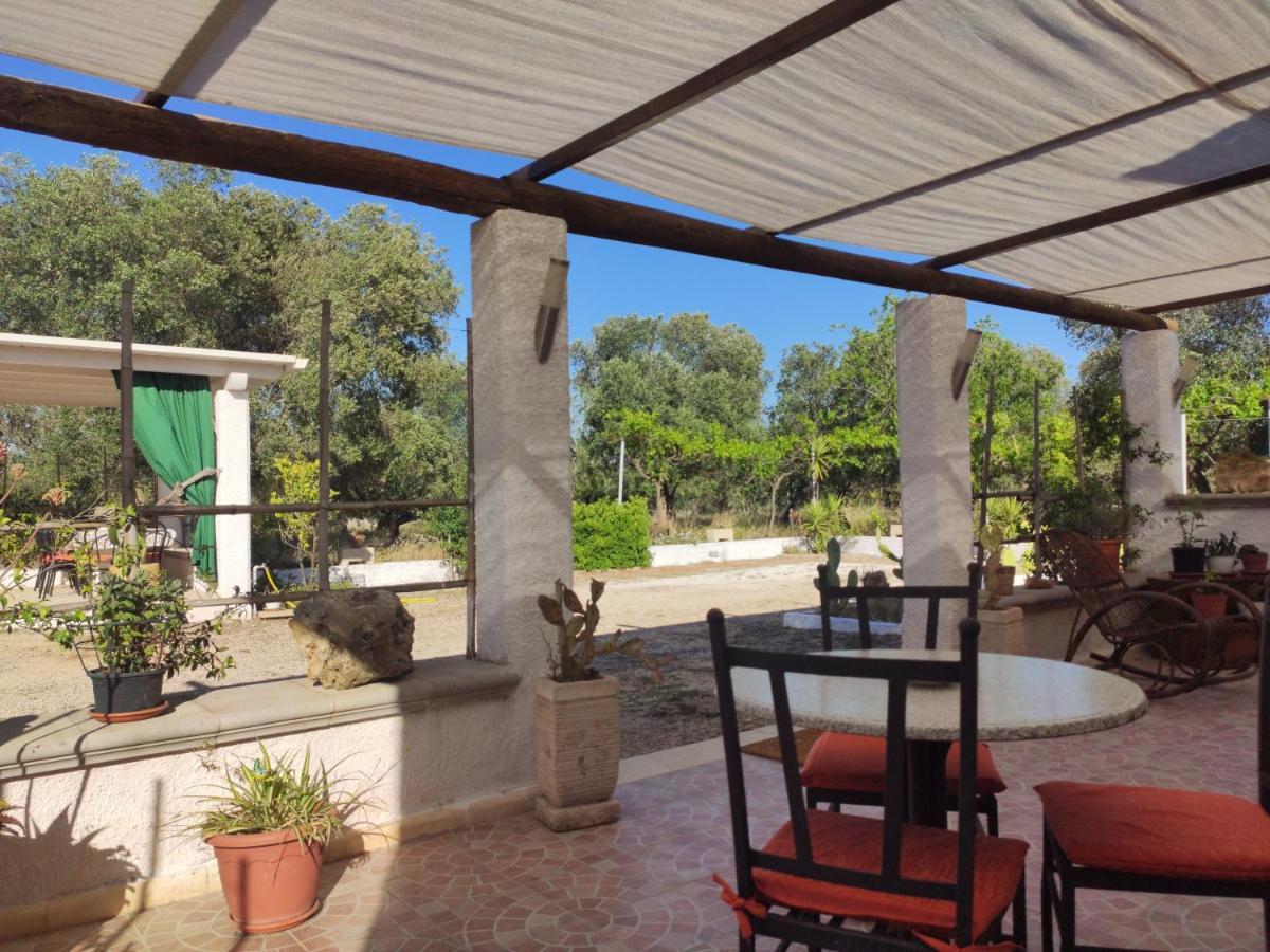 I Trulli D'A Ross Villa Kellie Messapica Kültér fotó
