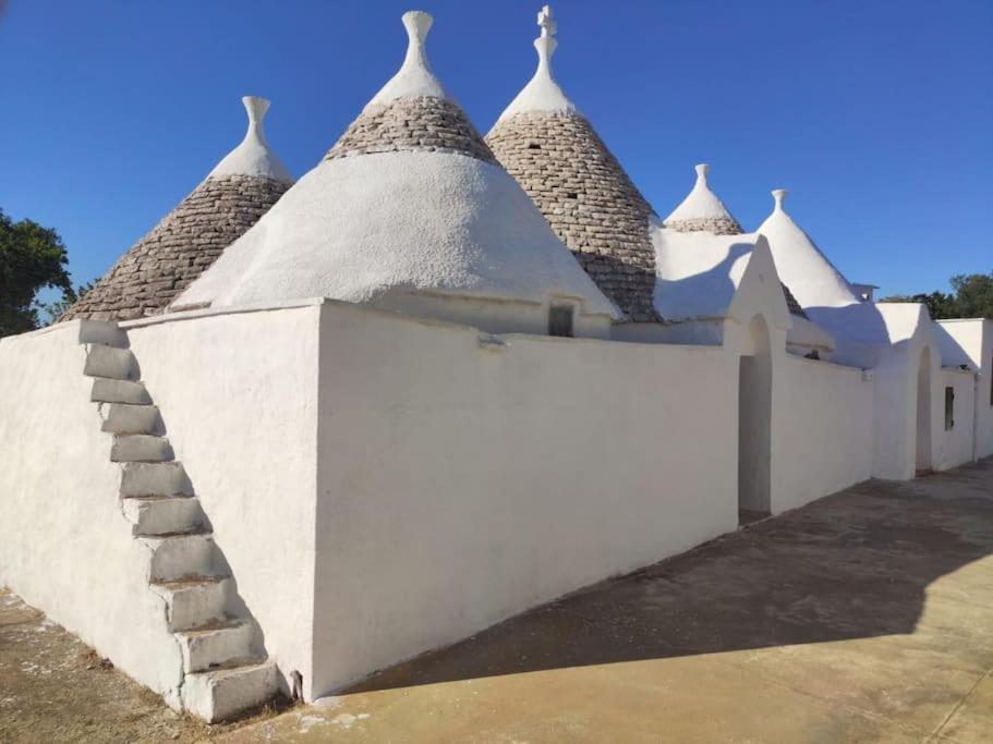 I Trulli D'A Ross Villa Kellie Messapica Kültér fotó